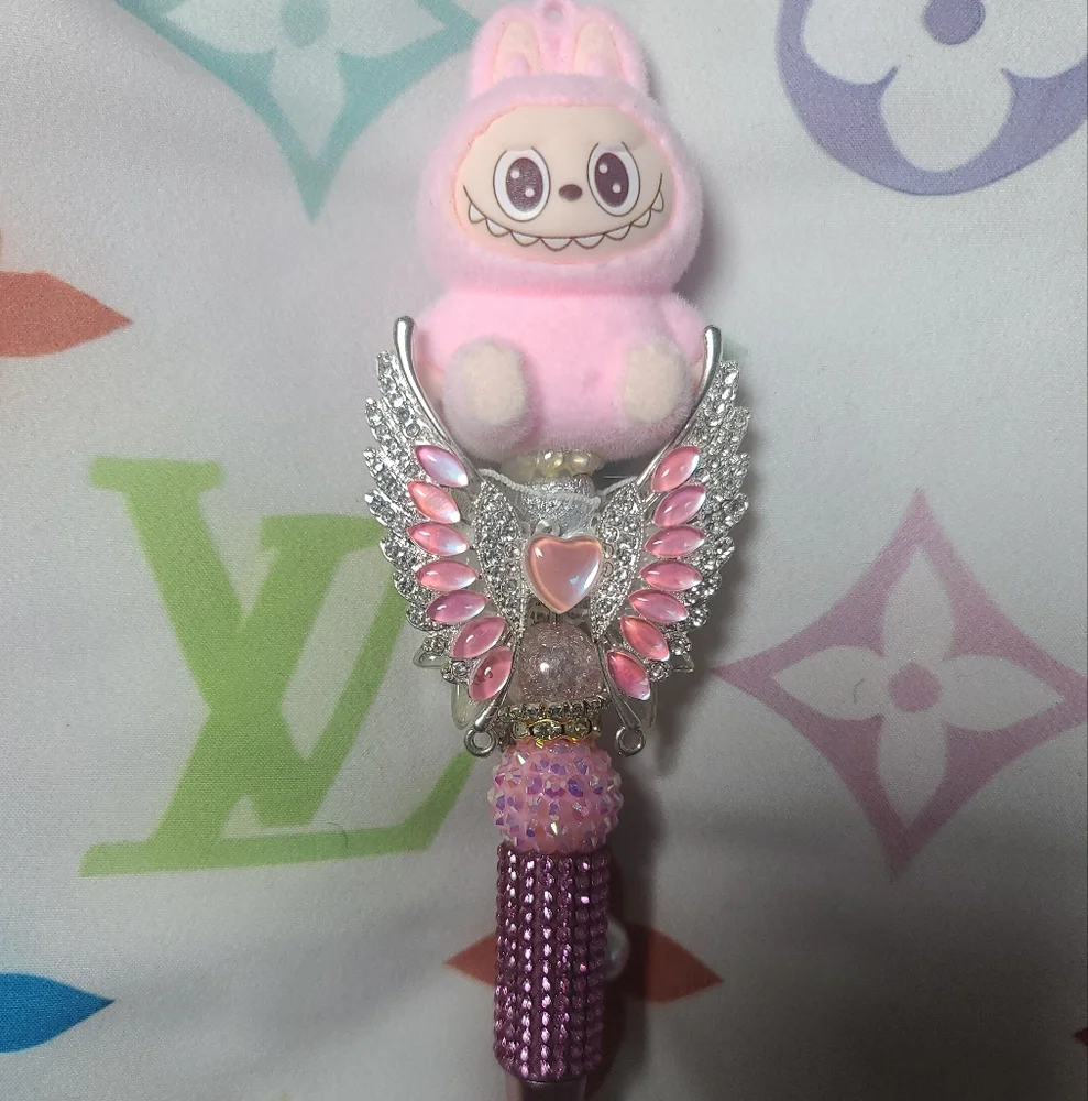 Labubu  Pen - Picture 2 of 3